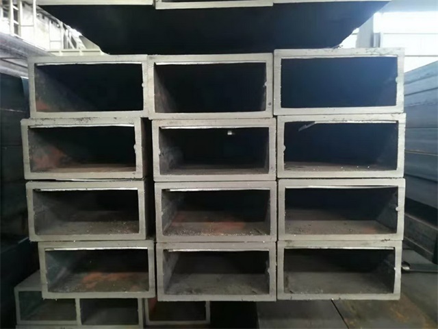 正蓝Q235冷拔方管材质特点 适用工程场景分析